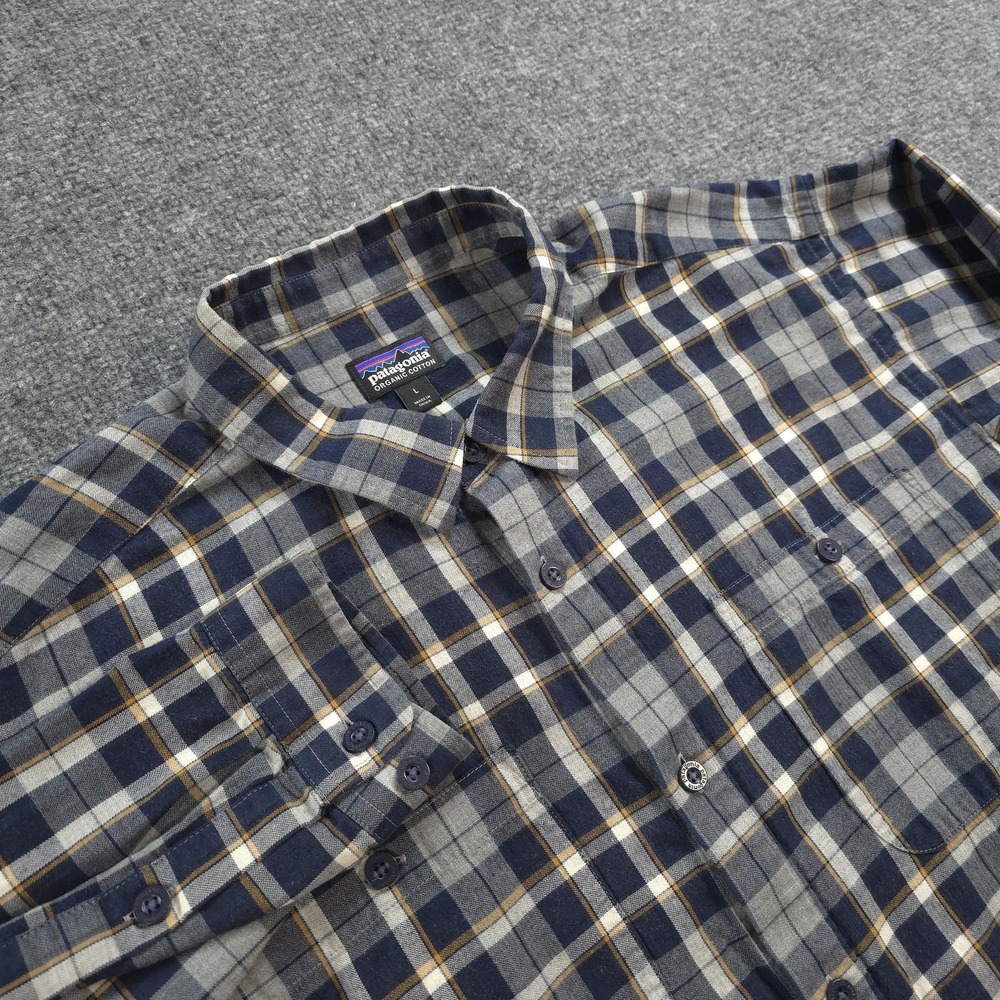 Patagonia Shirt Mens L Blue Plaid Long Sleeved Organic Cotton Hiking Outdoors